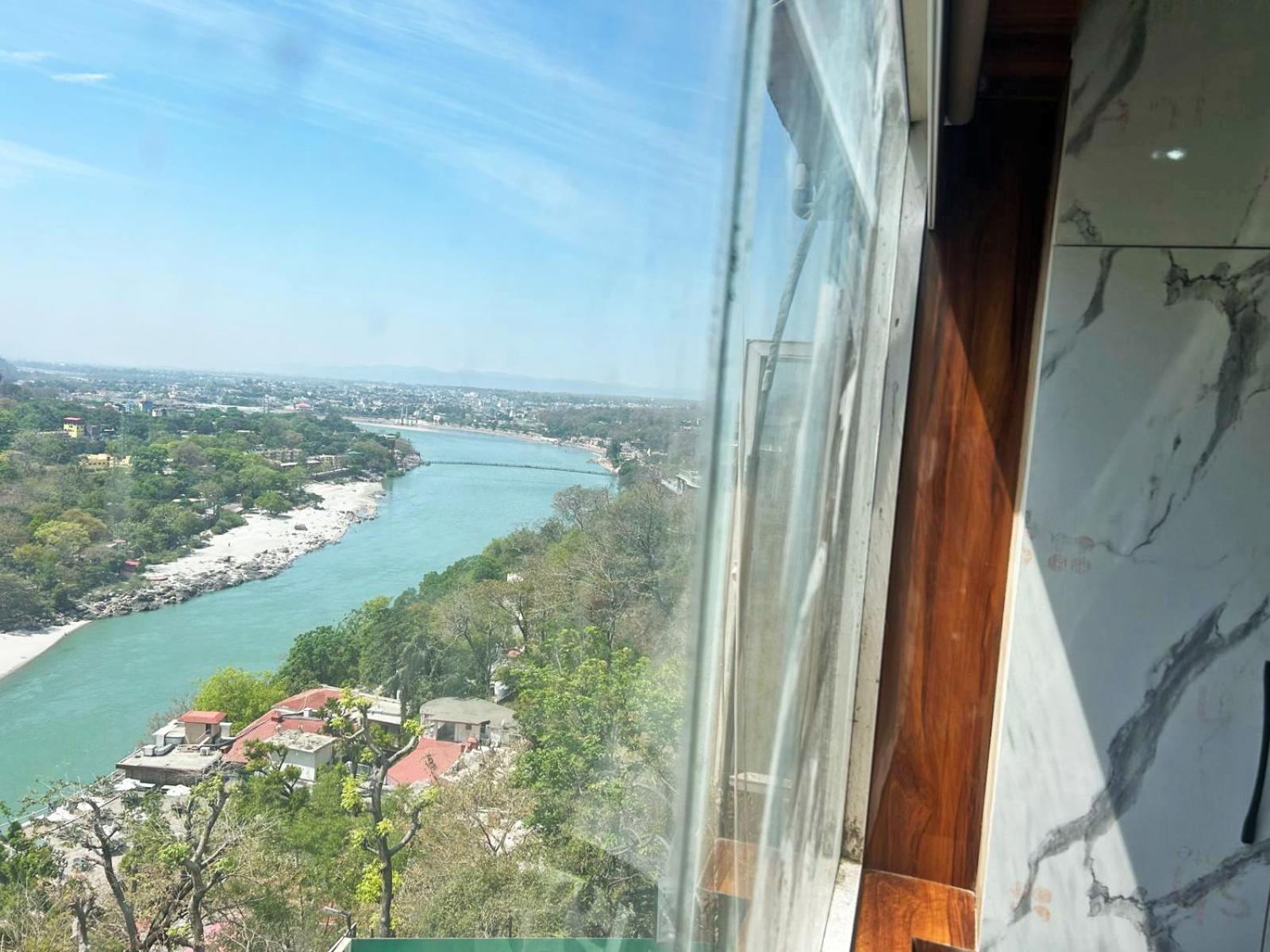 Hotel Dev Ganga Risikés Kültér fotó